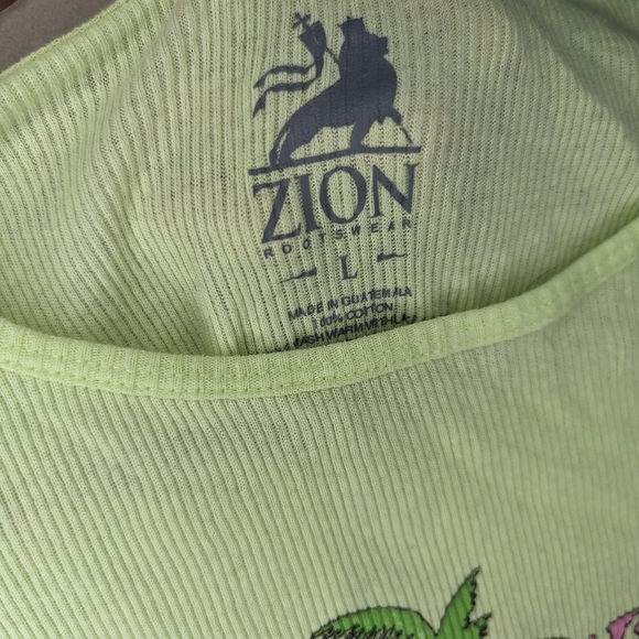 Willie Nelson Ribbed Green Tank Top Woman's Large - Picture 2 of 3